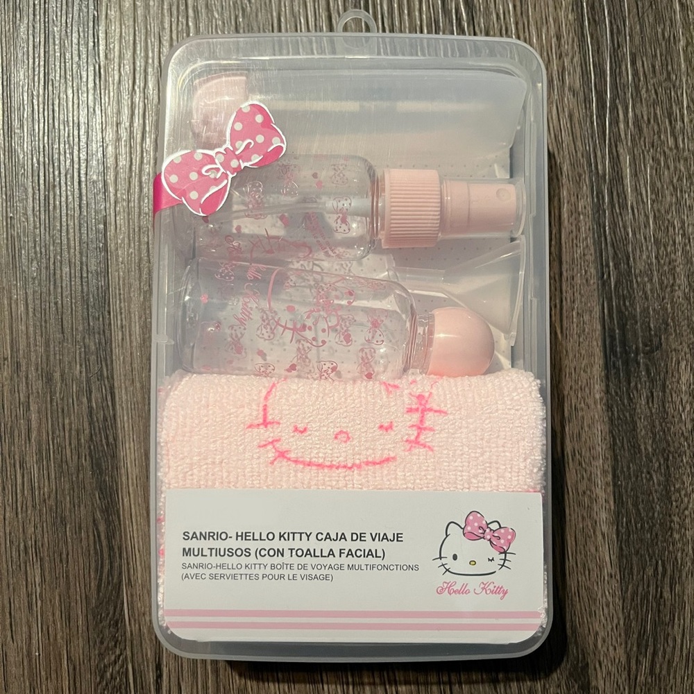 Hello Kitty Travel Kit
